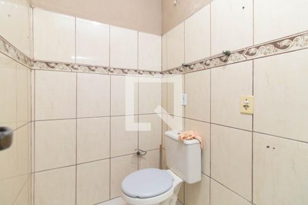 Banheiro do Quarto 1 de casa para alugar com 4 quartos, 300m² em Glória, Porto Alegre