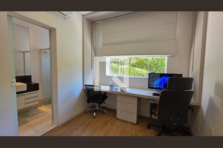 Escritório  de casa de condomínio à venda com 6 quartos, 560m² em Condados da Lagoa, Lagoa Santa