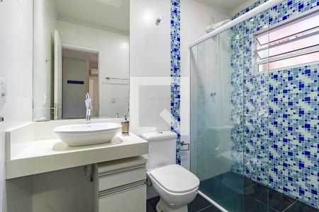 Banheiro - Suíte 1 de casa à venda com 3 quartos, 210m² em Água Rasa, São Paulo