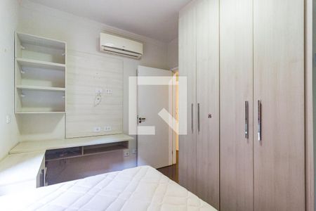 Suíte 1 de casa à venda com 3 quartos, 210m² em Água Rasa, São Paulo