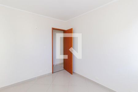 Quarto 1 de apartamento para alugar com 2 quartos, 54m² em Vila Guedes, São Paulo