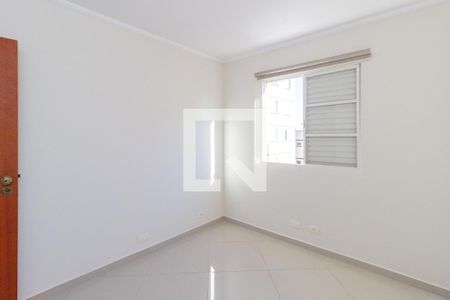 Quarto 1 de apartamento para alugar com 2 quartos, 54m² em Vila Guedes, São Paulo