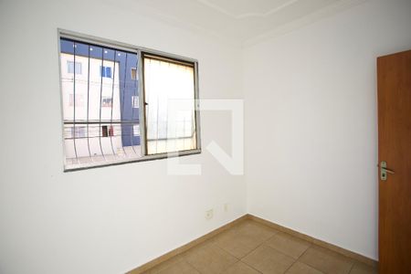 Quarto 1 de apartamento para alugar com 3 quartos, 68m² em Parque das Acácias, Contagem