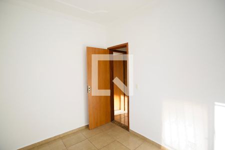 Quarto 1 de apartamento para alugar com 3 quartos, 68m² em Parque das Acácias, Contagem