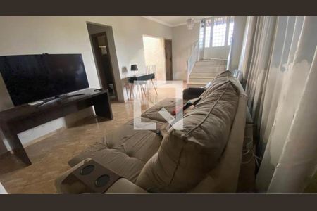 Casa para alugar com 4 quartos, 270m² em Cidade Satélite Íris, Campinas