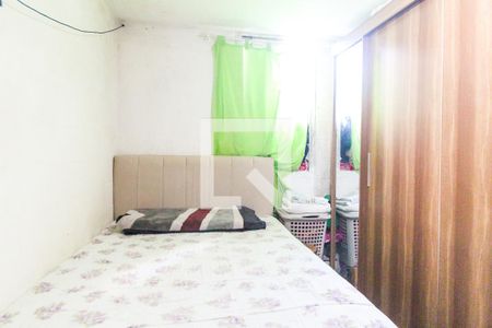 Quarto 1 de apartamento para alugar com 2 quartos, 39m² em Cidade Tiradentes, São Paulo