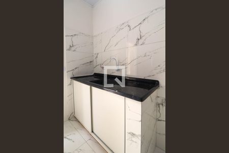 Quarto/Cozinha de casa para alugar com 1 quarto, 40m² em Jardim Miriam, São Paulo