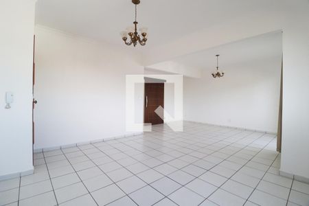 Sala de apartamento para alugar com 3 quartos, 140m² em Centro, Uberlândia