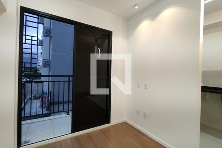 Sala de apartamento para alugar com 2 quartos, 45m² em Barra Olímpica, Rio de Janeiro