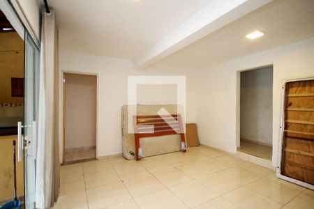 Sala de Estar de casa de condomínio para alugar com 3 quartos, 264m² em Chácara Represinha, Cotia
