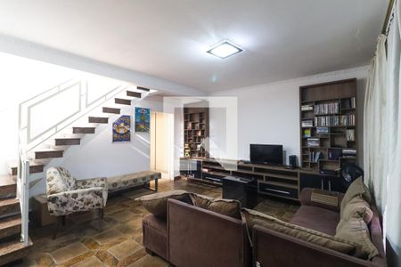Casa para alugar com 2 quartos, 234m² em Vila Nova Mazzei, São Paulo