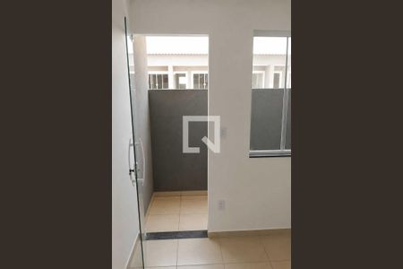 Sala de apartamento para alugar com 1 quarto, 35m² em Marapicu, Nova Iguaçu