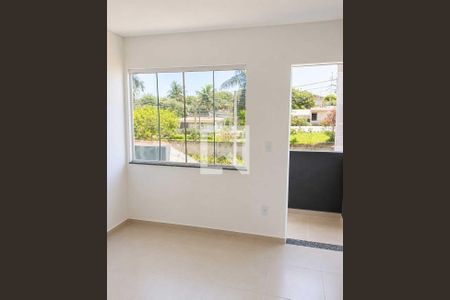 Sala de apartamento para alugar com 1 quarto, 35m² em Marapicu, Nova Iguaçu