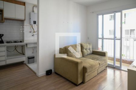 Sala de apartamento para alugar com 2 quartos, 37m² em Jardim Imperador (zona Sul), São Paulo