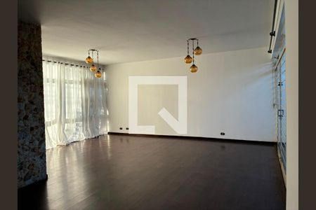 Casa para alugar com 3 quartos, 308m² em Jardim Social, Curitiba