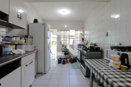 Cozinha de casa para alugar com 3 quartos, 100m² em Jardim Camila, Mogi das Cruzes