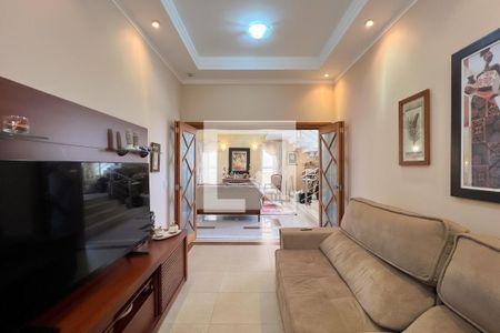 Sala de TV de casa de condomínio à venda com 3 quartos, 244m² em Dos Ortizes, Valinhos