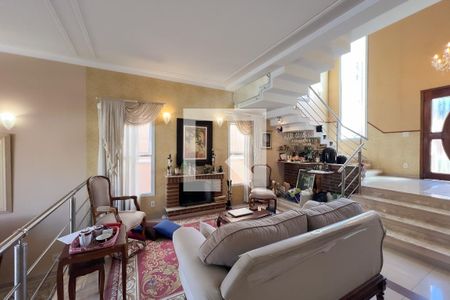 Sala de casa de condomínio à venda com 3 quartos, 244m² em Dos Ortizes, Valinhos