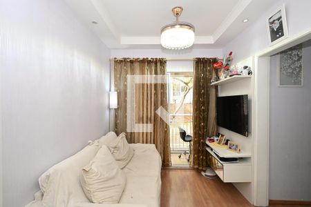 Sala de Tv de apartamento à venda com 2 quartos, 47m² em Vila das Belezas, São Paulo