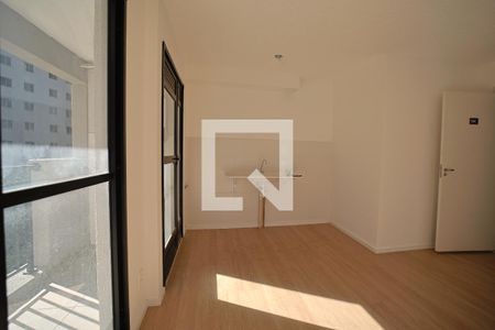 Sala/Cozinha de apartamento para alugar com 2 quartos, 42m² em Vila Campanela, São Paulo