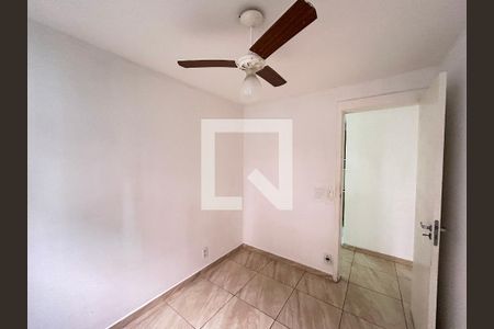 Quarto 1 de apartamento para alugar com 2 quartos, 45m² em Pavuna, Nilópolis