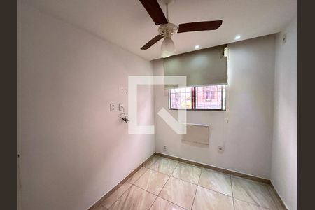 Quarto 1 de apartamento para alugar com 2 quartos, 45m² em Pavuna, Nilópolis
