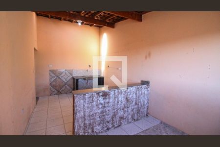 Sala/Cozinha de casa para alugar com 1 quarto, 250m² em São Rafael, São Paulo