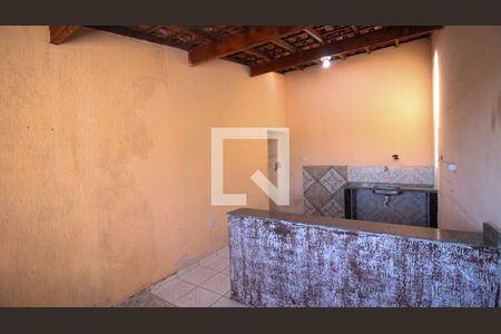 Sala/Cozinha de casa para alugar com 1 quarto, 250m² em São Rafael, São Paulo