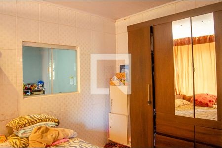 Quarto de casa à venda com 4 quartos, 300m² em Residencial Brisas da Mata, Goiânia