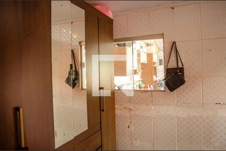 Quarto de casa à venda com 4 quartos, 300m² em Residencial Brisas da Mata, Goiânia