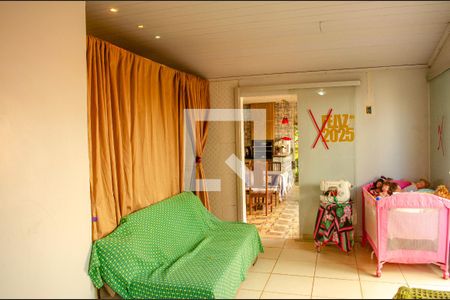 Casa à venda com 4 quartos, 300m² em Residencial Brisas da Mata, Goiânia
