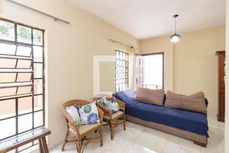 Sala de casa à venda com 3 quartos, 400m² em Parque Pan Americano, São Paulo