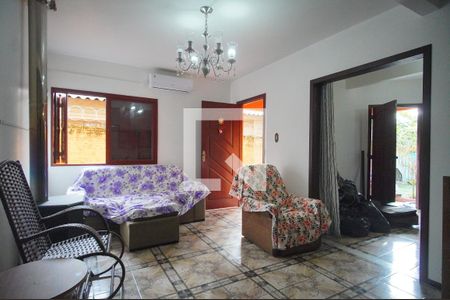 Sala de casa à venda com 4 quartos, 213m² em Feitoria, São Leopoldo