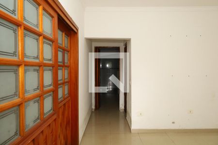 Sala de casa para alugar com 3 quartos, 132m² em Jardim das Oliveiras, São Paulo