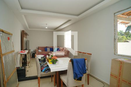 Sala de casa para alugar com 3 quartos, 240m² em Boa Vista, Maricá