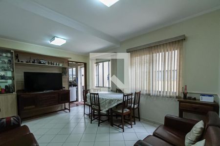 Sala de Tv de casa à venda com 3 quartos, 195m² em Nova Petrópolis, São Bernardo do Campo