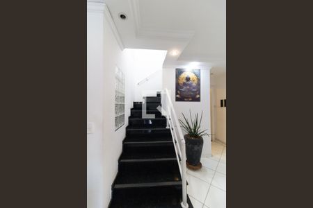 Escada de casa à venda com 3 quartos, 200m² em Ipiranga, São Paulo