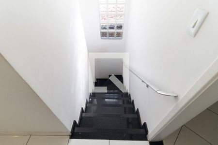 Escada de casa à venda com 3 quartos, 200m² em Ipiranga, São Paulo