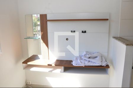 Detalhe - Sala e Sala de Jantar de apartamento para alugar com 2 quartos, 32m² em Piqueri, São Paulo