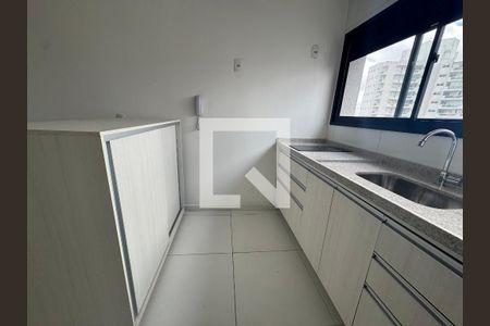 Cozinha de apartamento para alugar com 1 quarto, 39m² em Km 18, Osasco