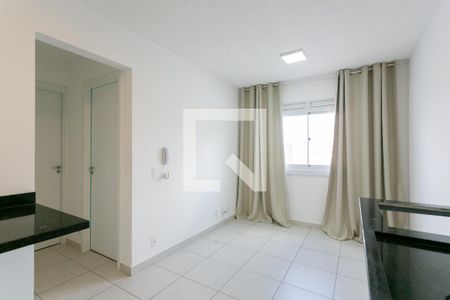 Sala / Cozinha  de apartamento à venda com 2 quartos, 32m² em Colônia (zona Leste), São Paulo