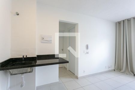 Sala / Cozinha  de apartamento à venda com 2 quartos, 32m² em Colônia (zona Leste), São Paulo