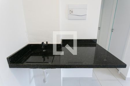 Sala / Cozinha / Tanque  de apartamento à venda com 2 quartos, 32m² em Colônia (zona Leste), São Paulo