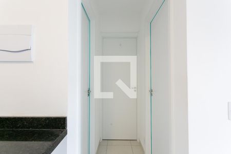 Corredor  de apartamento à venda com 2 quartos, 32m² em Colônia (zona Leste), São Paulo