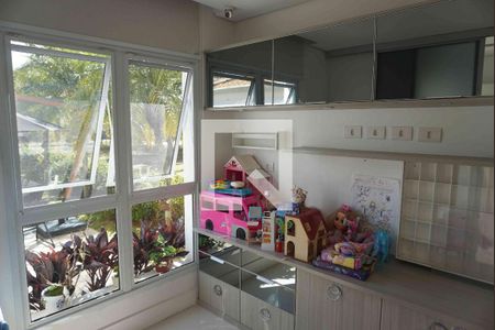 Casa de Condomínio para alugar com 3 quartos, 300m² em Tamboré, Santana de Parnaíba