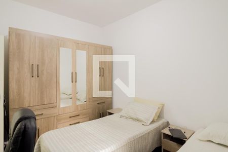 Quarto 2 de casa à venda com 2 quartos, 154m² em Chácara Seis de Outubro, São Paulo