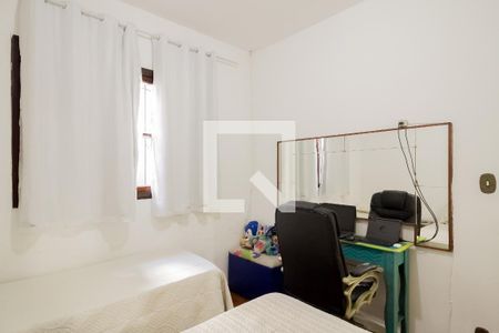 Quarto 2 de casa à venda com 2 quartos, 154m² em Chácara Seis de Outubro, São Paulo
