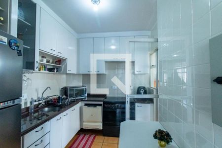 Cozinha  de apartamento à venda com 3 quartos, 138m² em Cristo Rei, Curitiba