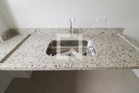 Sala/Cozinha/Área de Serviço de apartamento para alugar com 2 quartos, 49m² em Vila Guilherme, São Paulo
