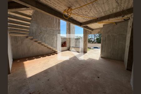 Sala 2 de casa à venda com 5 quartos, 400m² em Setor Habitacional Arniqueira, Brasília